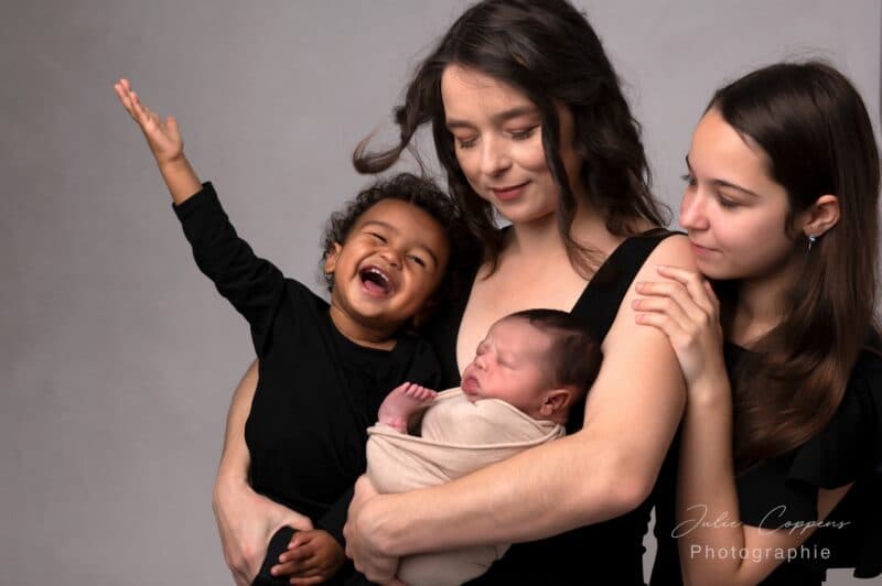 Séance naissance par Julie Coppens Photographie