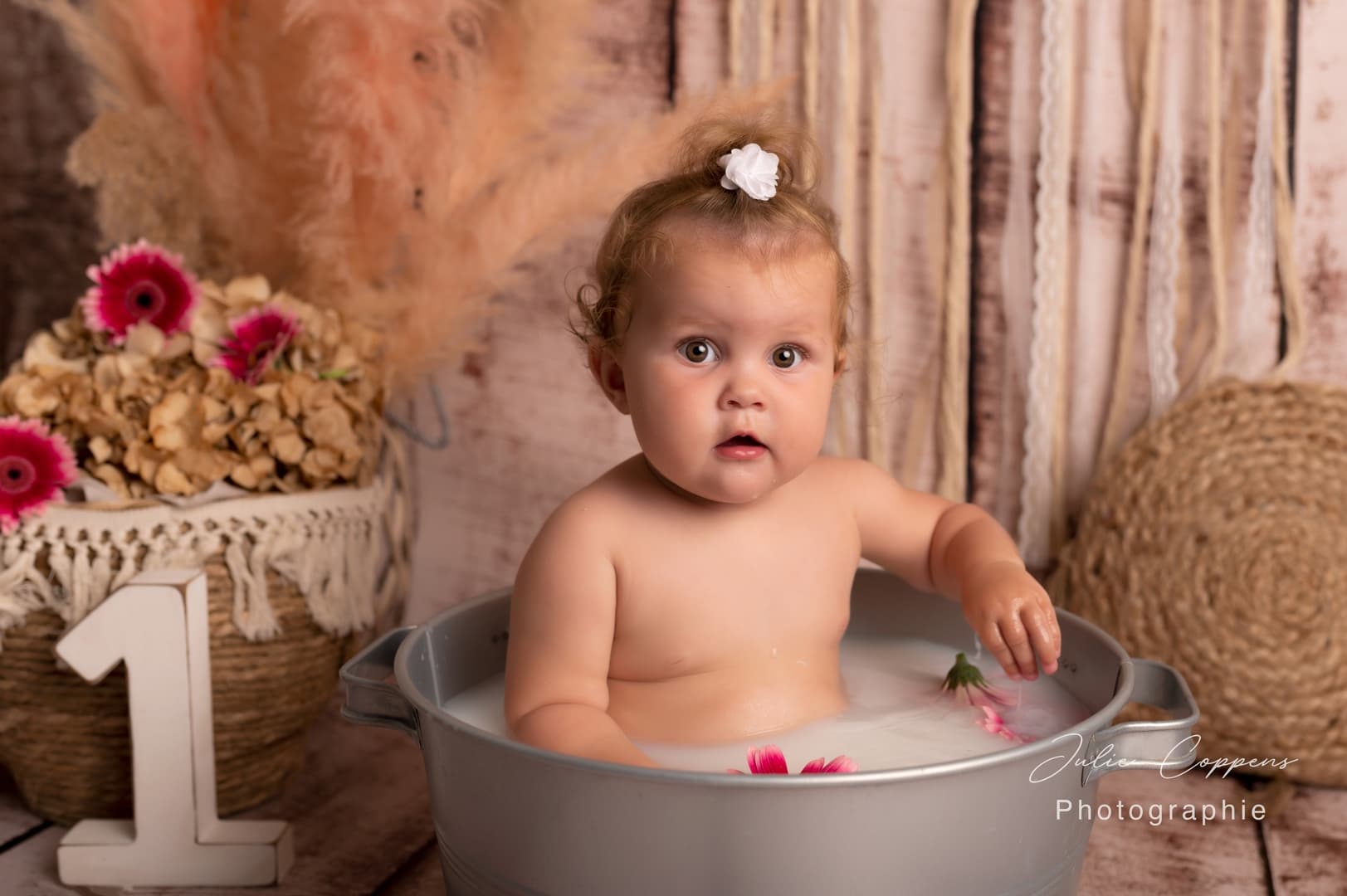 Séance naissance par Julie Coppens Photographie